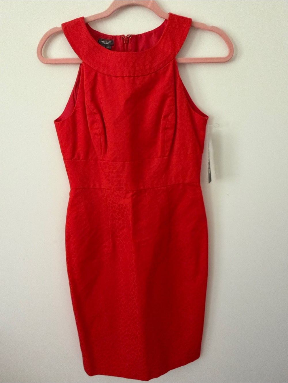 Muse Red Sleeveless Sheath Dress with Wide Collar